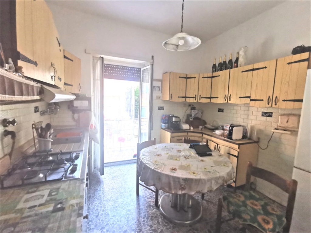 Appartamento in Via Vergemoli, Roma, 1 bagno, 68 m², 1° piano