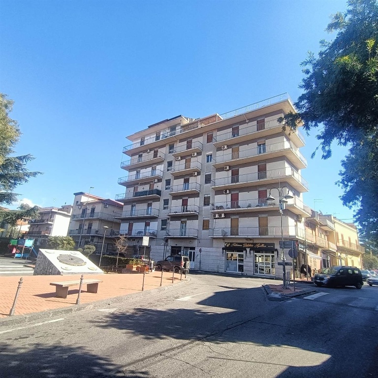 Appartamento a San Pietro Clarenza, 6 locali, 2 bagni, 120 m²