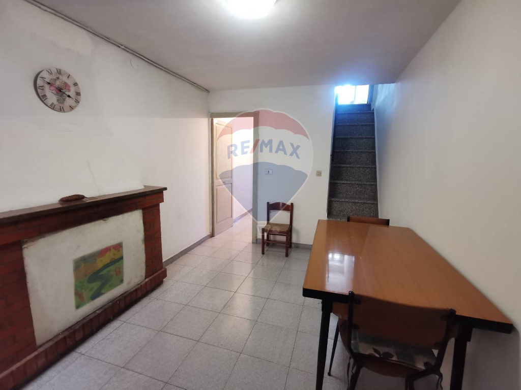 Casa semindipendente in Corso Fornari, Rosello, 4 locali, 1 bagno