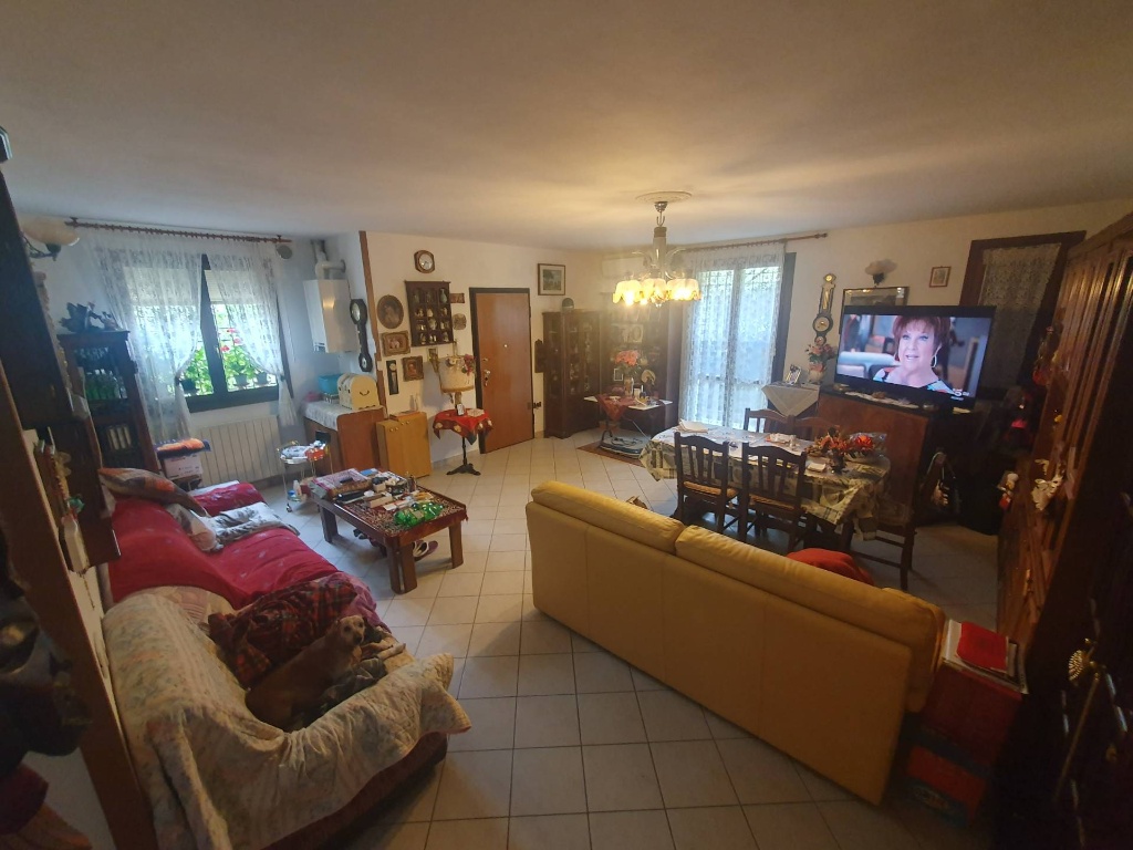 Villa a Riolo Terme, 5 locali, 2 bagni, 140 m² in vendita