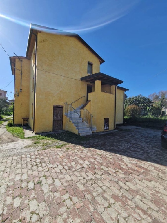 Casa indipendente in Via carbone 12, Castelnuovo Magra, 4 locali