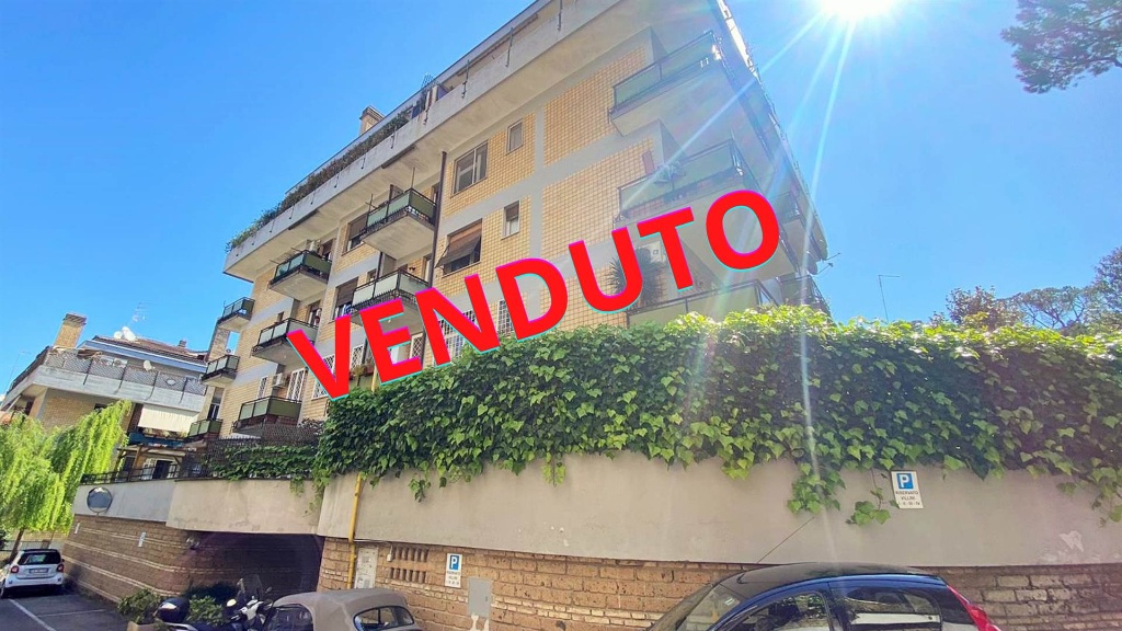 Appartamento in VIA CASSIA 1004, Roma, 7 locali, 2 bagni, 136 m²