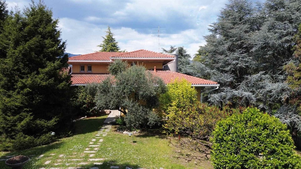 Villa in Via San Francesco 12, Monguzzo, 10 locali, 7 bagni, 760 m²