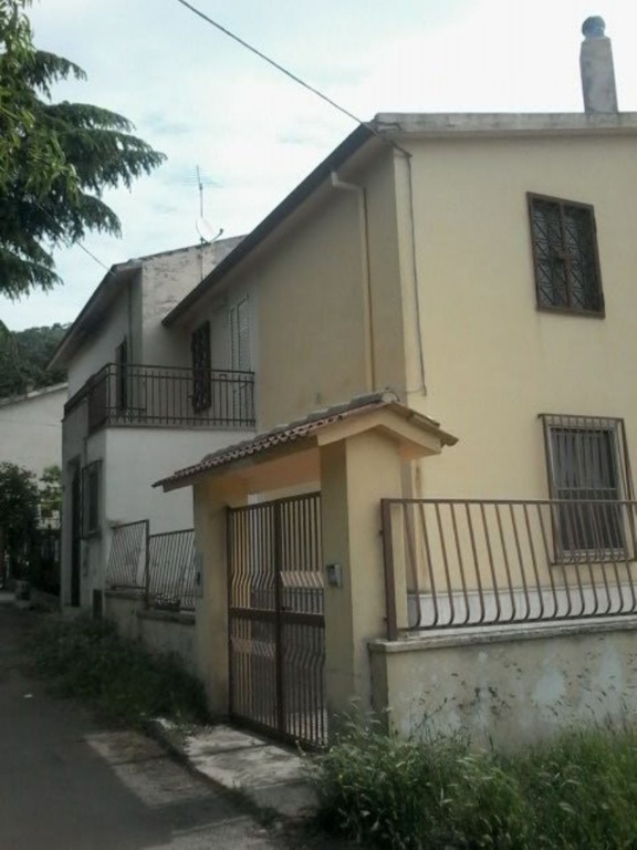 Casa indipendente in Luigi Sturzo 11, San Marco in Lamis, 1 locale