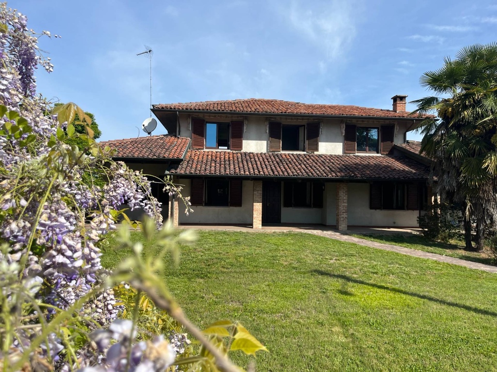 Villa singola in Via Mairano, Montechiaro d'Asti, 13 locali, 3 bagni