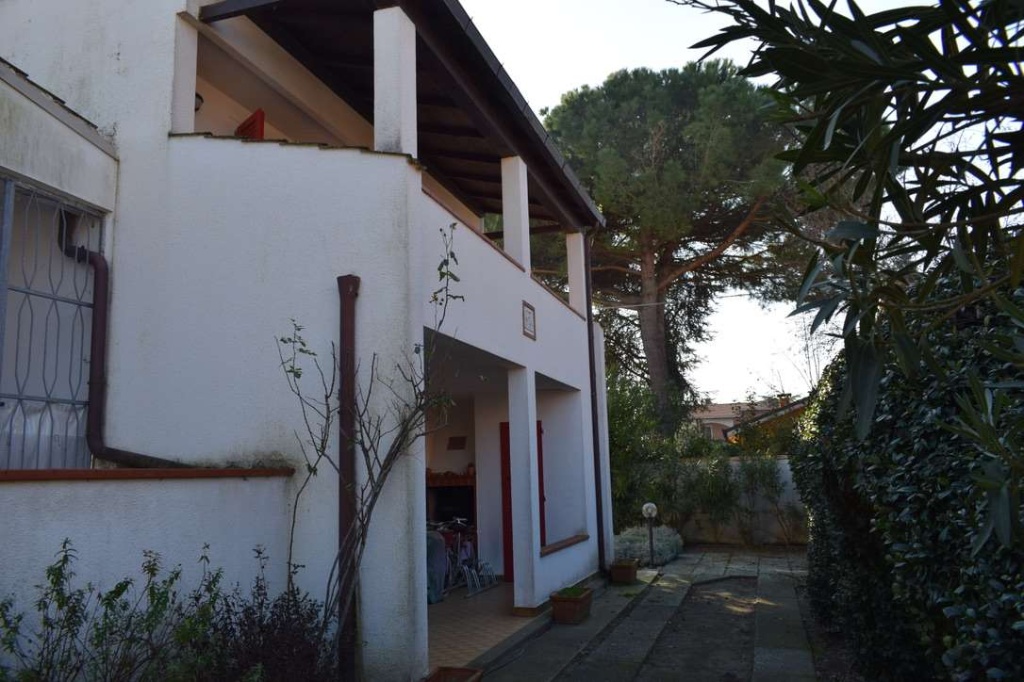 Villa a schiera in VIA DEI BECCACCINI 65, Comacchio, 10 locali, 125 m²