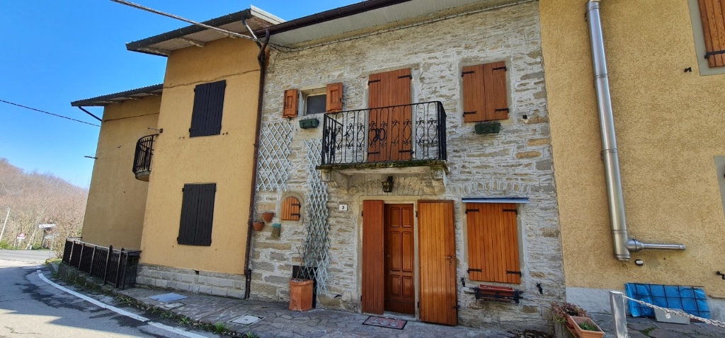 Appartamento a Castiglione dei Pepoli, 5 locali, 2 bagni, 102 m²