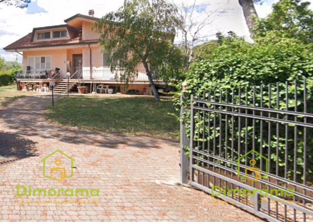 Villa in VIA CANALE 10, Misano Adriatico, 5 locali, 2 bagni, 227 m²