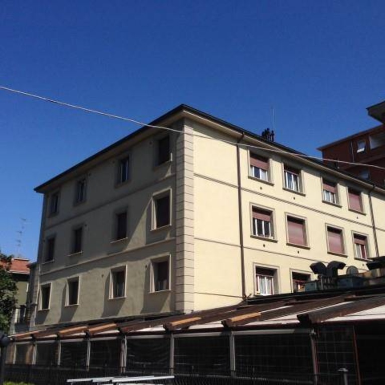 Appartamento a Parma, 45 locali, 2050 m², riscaldamento autonomo