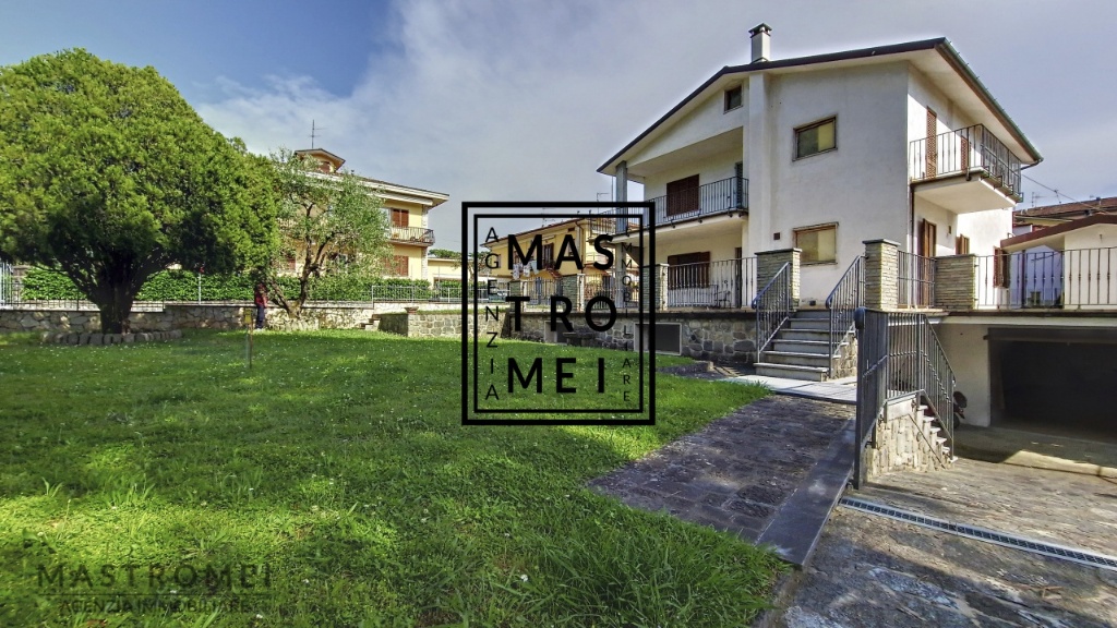 Villa in Via Piemonte, Buggiano, 16 locali, 4 bagni, giardino privato