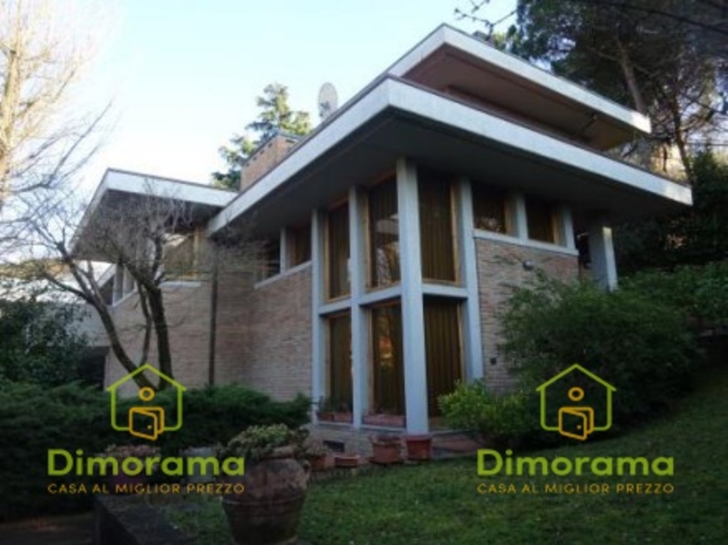 Villa in Via Francesco Cilea n. 270, Cesena, 9 locali, 4 bagni, 383 m²