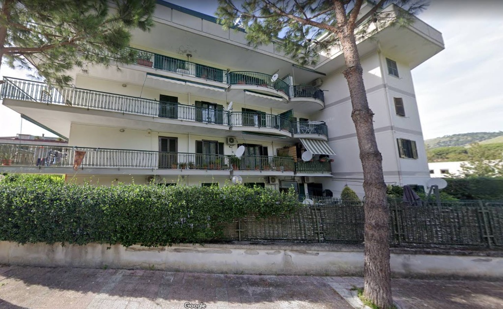 Appartamento in Via G.M. Agnesi 21, Caserta, 5 locali, 2 bagni, 120 m²