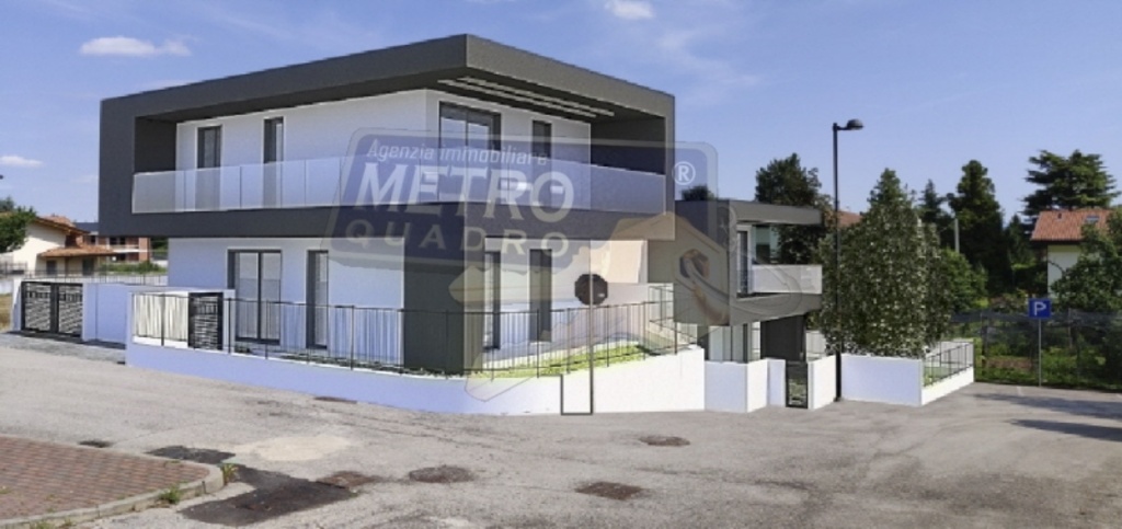 Casa affiancata in PIAZZA MORO, Santorso, 7 locali, 3 bagni, 241 m²