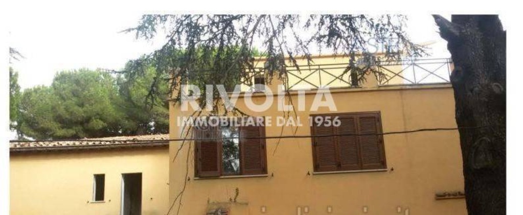 Villa in STRADA VICINALE DELLA MACINA, Genzano di Roma, 5 locali