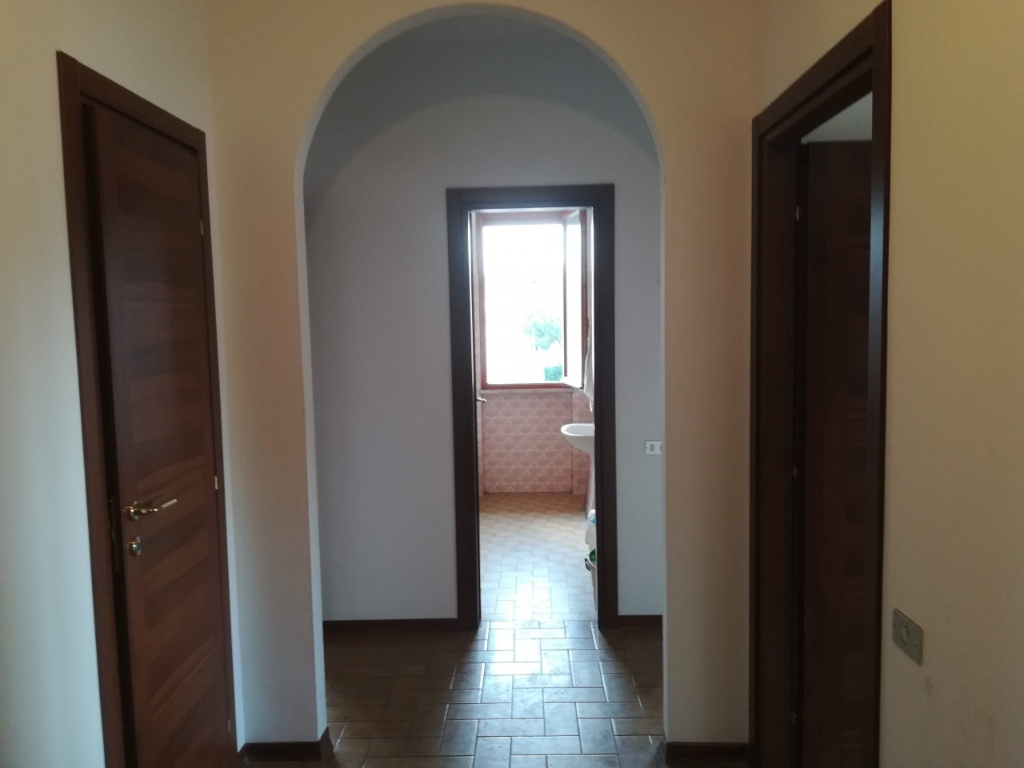Quadrilocale in Via Spontini, Prato, 1 bagno, 90 m², 4° piano