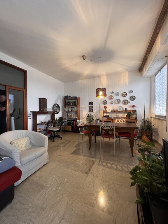 Appartamento in Corso del Popolo RO, Rovigo, 5 locali, 1 bagno, 100 m²