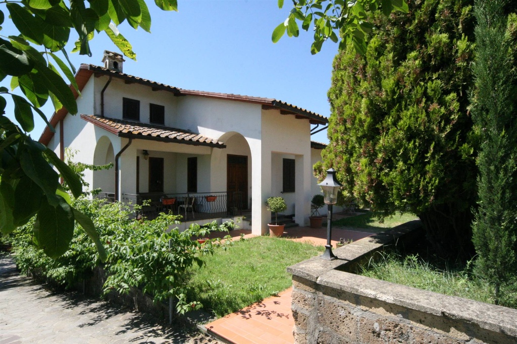 Villa in VIA SANDRO PERTINI 6, Monteleone d'Orvieto, 14 locali, 500 m²