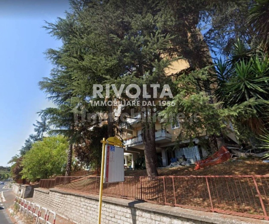 Appartamento in Via Della Pisana, Roma, 5 locali, 110 m² in vendita