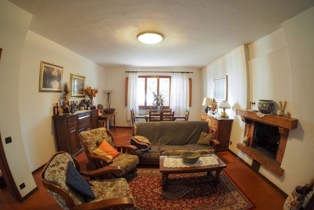 Appartamento bifamiliare a Pisa, 8 locali, 3 bagni, 400 m², 1° piano