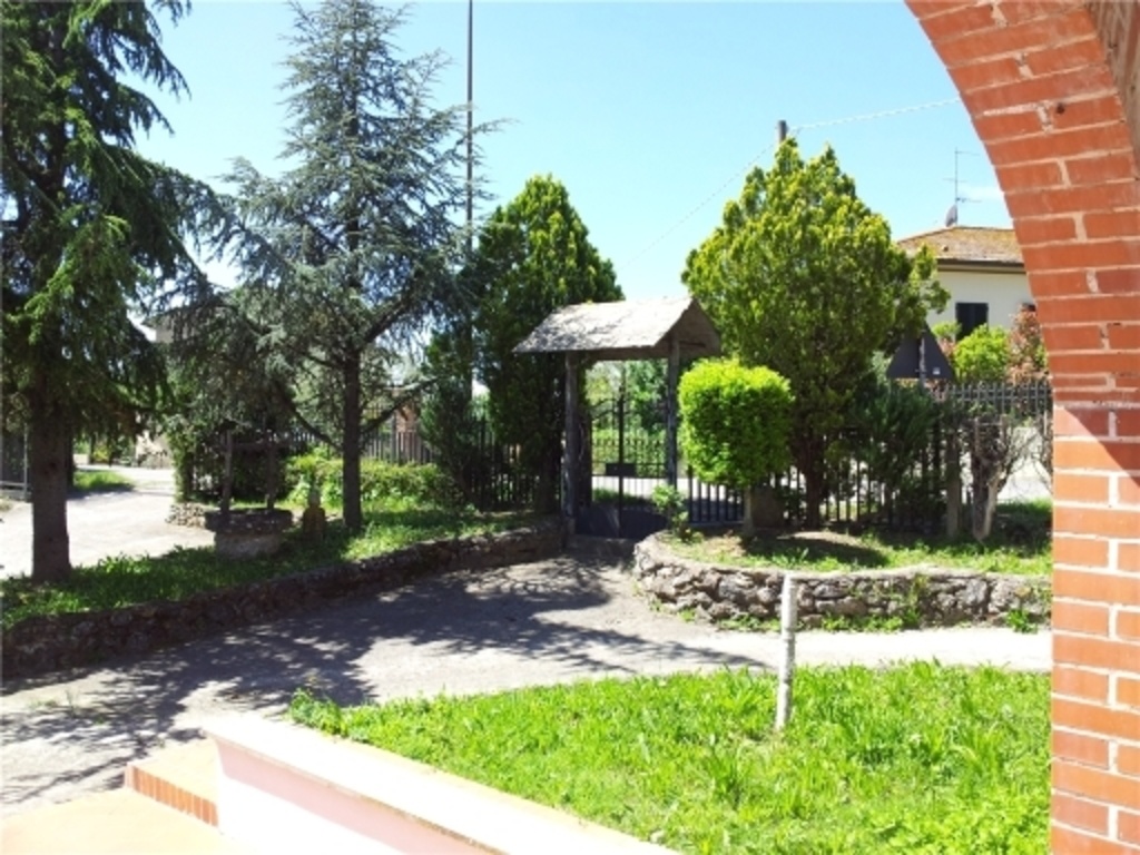 Quadrilocale in SALAIOLA, Empoli, 1 bagno, giardino in comune, 110 m²