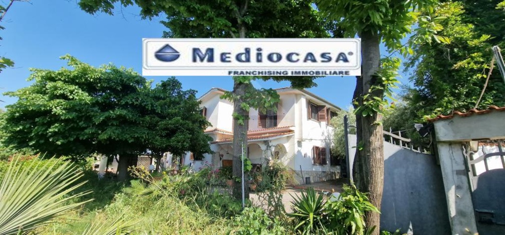 Villa in Via Santa Marta, Velletri, 4 locali, arredato, 130 m²