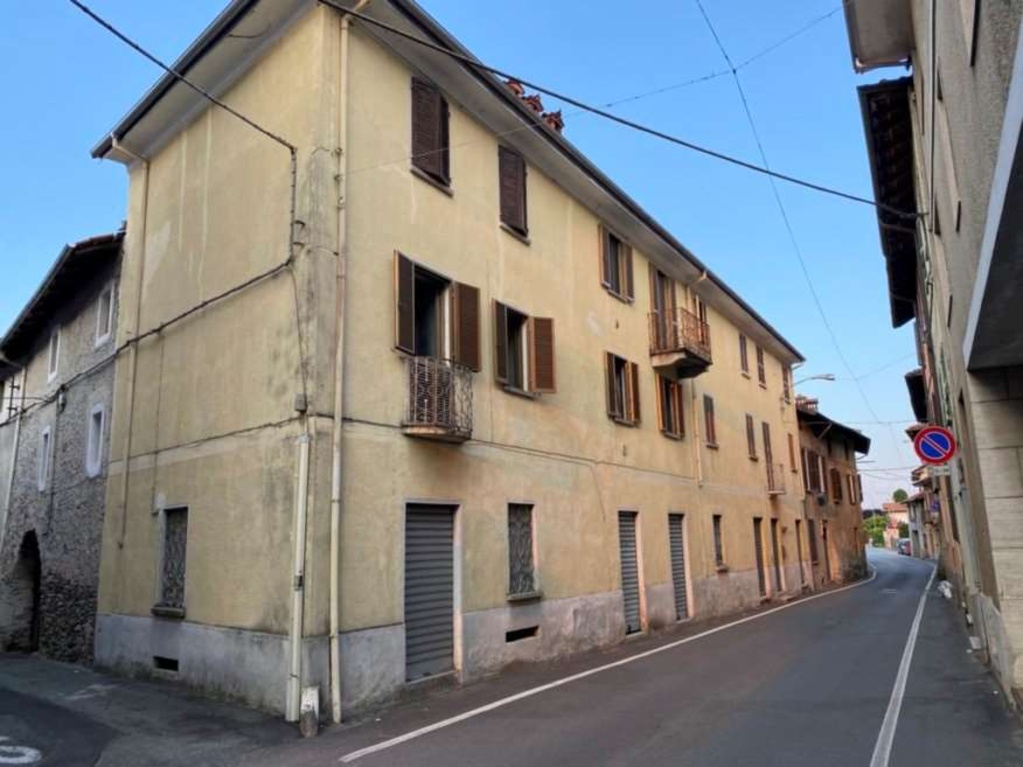 Appartamento in Via nusella 2, Serravalle Sesia, 6 locali, 2 bagni