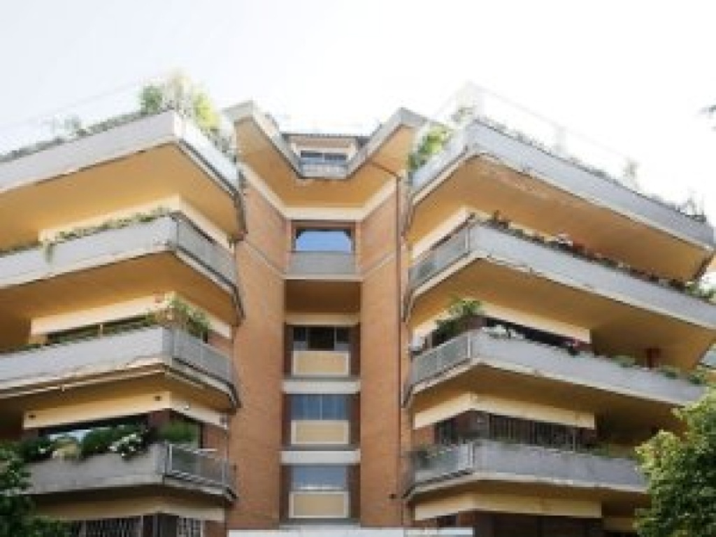 Appartamento in Via Vincenzo Tiberio, Roma, 2 bagni, posto auto