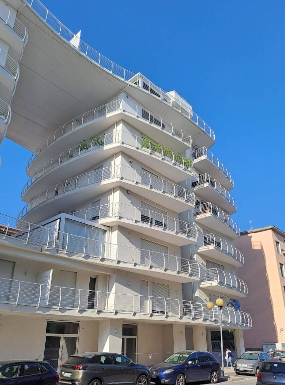 Appartamento in Via Paolo Baratta 263, Battipaglia, 6 locali, 2 bagni