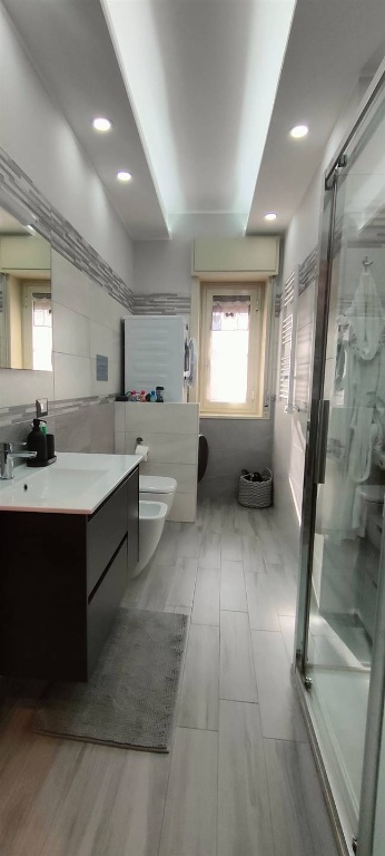 Trilocale a Messina, 1 bagno, posto auto, 80 m², ascensore in vendita