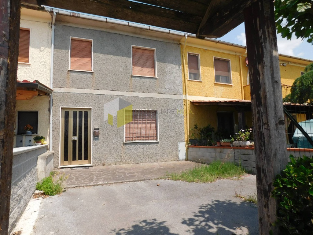 Casa indipendente in Località Erbosa, San Giuliano Terme, 5 locali