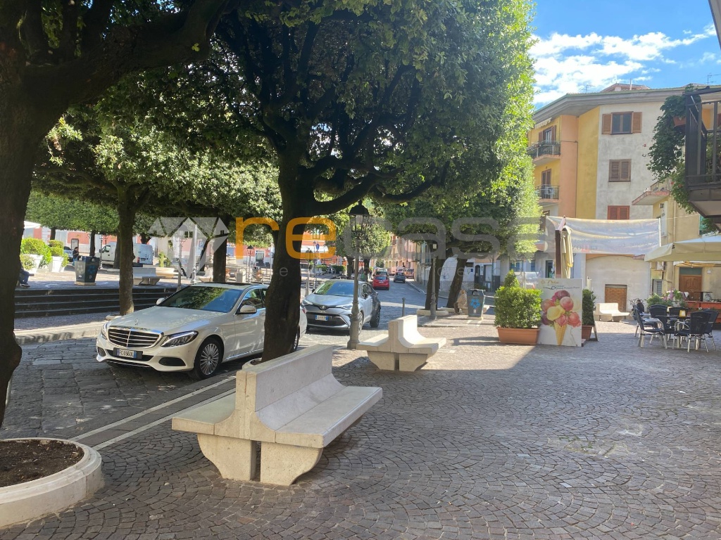 Bilocale in Piazza Umberto I, Giffoni Valle Piana, 1 bagno, 60 m²