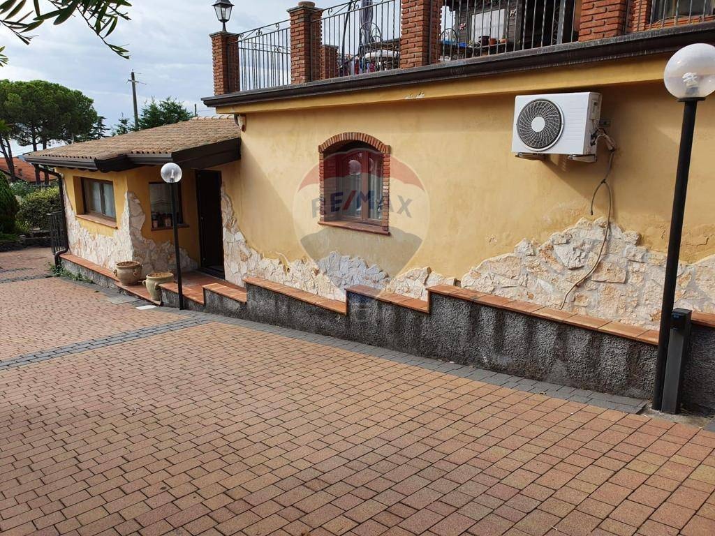 Casa semindipendente in Via Torino, San Giovanni la Punta, 2 locali