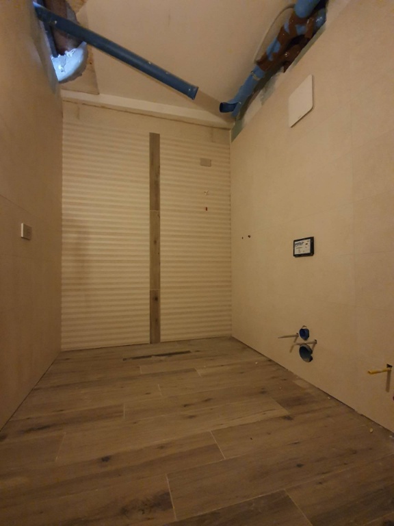 Appartamento in Via buse, San Fior, 5 locali, 1 bagno, con box, 70 m²