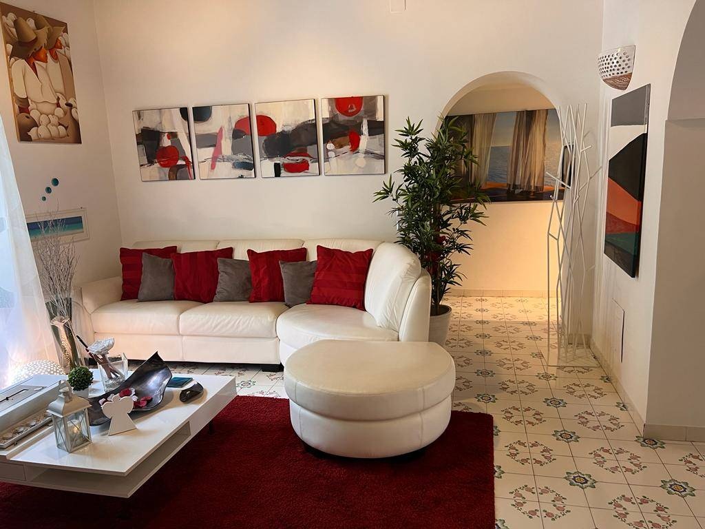 Trilocale in Via sant'eremita 31, Salerno, 1 bagno, 90 m², 1° piano