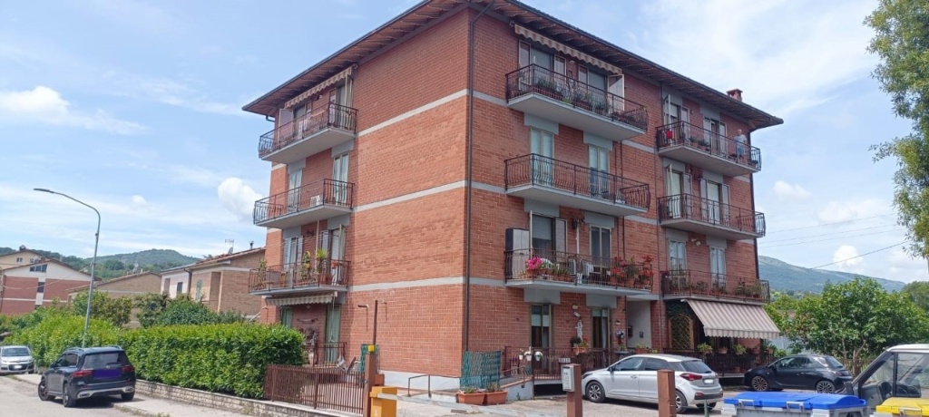 Appartamento in Via Ardigò, Perugia, 6 locali, 2 bagni, garage, 115 m²