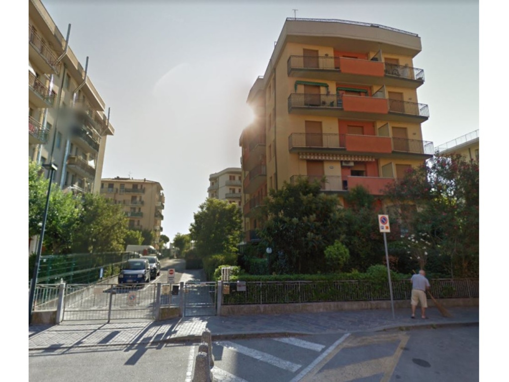 Appartamento in Viale Vittorio Alfieri, Ravenna, 1 bagno, posto auto