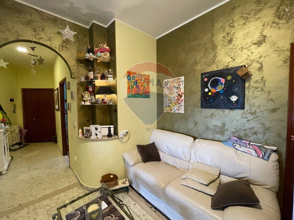 Appartamento in Via Monte Grappa, Campobasso, 5 locali, 1 bagno, 79 m²