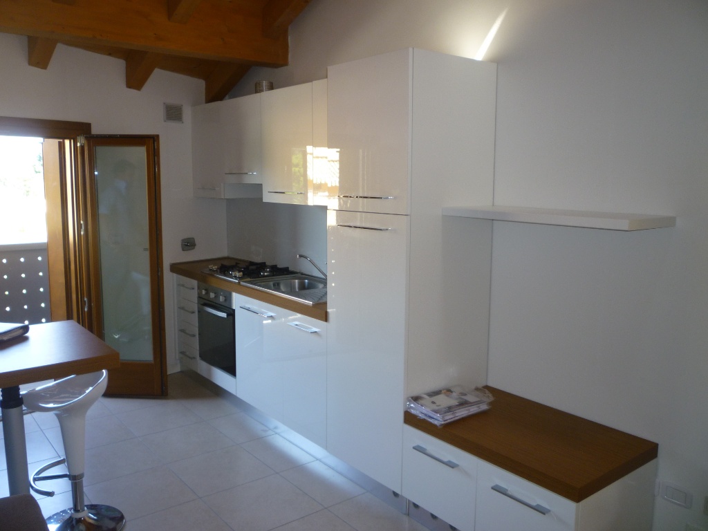 Appartamento in Via Fagagna, Udine, 1 bagno, giardino in comune, 48 m²