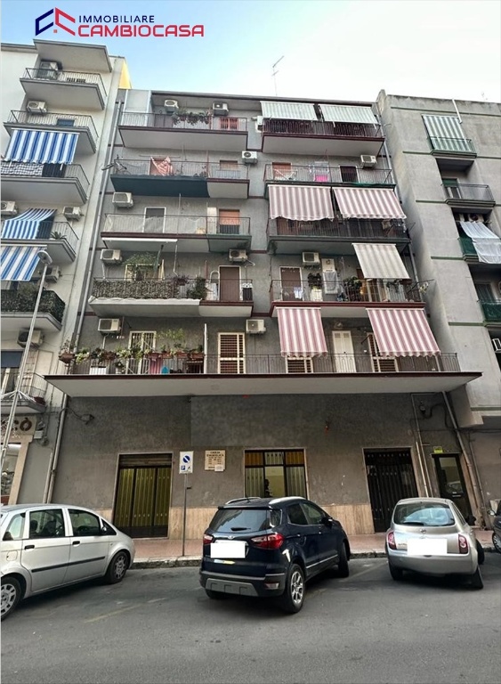 Trilocale in Via emilia 28, Taranto, 1 bagno, 100 m², 2° piano