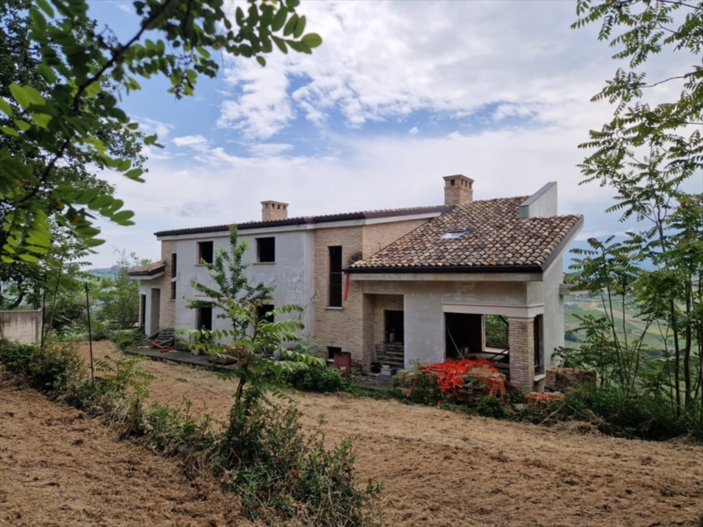 Villa in Contrada Colle Marcone, Bucchianico, 10 locali, 484 m²