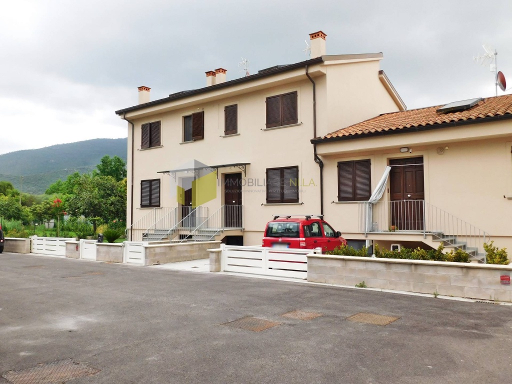 Villa a schiera in Via Profeti, Cascina, 5 locali, 2 bagni, posto auto
