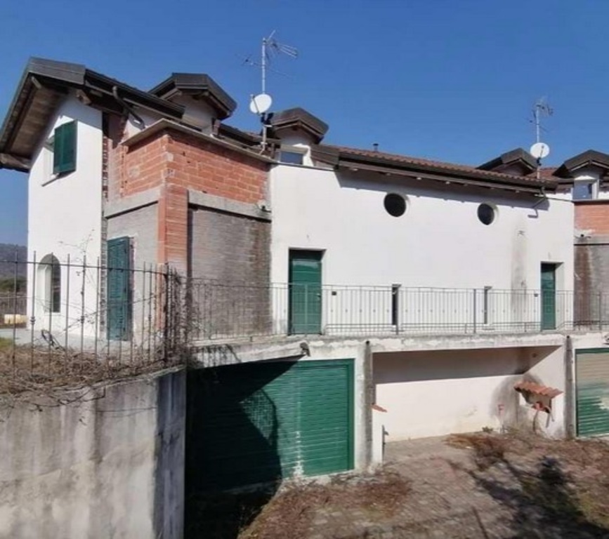 Villa in Regione Grassi 53, Villanova d'Albenga, 8 locali, 3 bagni
