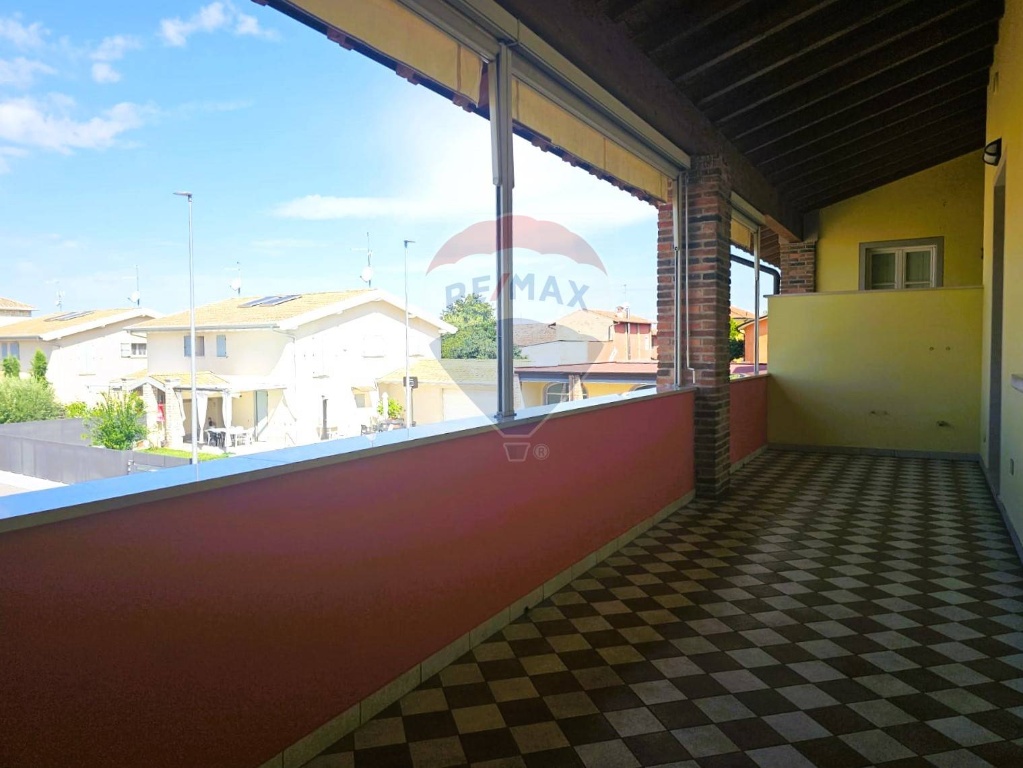 Quadrilocale in Via Curzio, Corzano, 2 bagni, con box, 118 m²