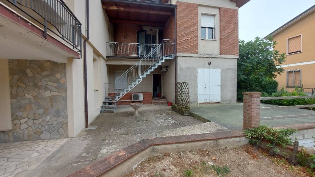Appartamento bifamiliare a Vigolzone, 5 locali, 3 bagni, 220 m²