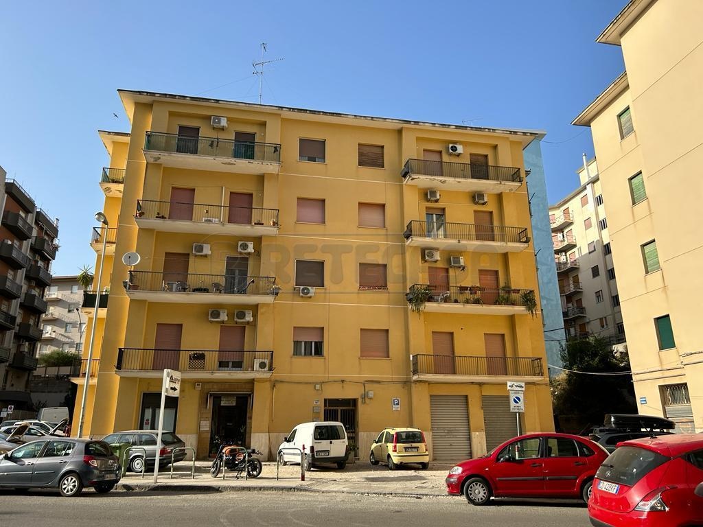 Quadrilocale in Viale Trieste 107, Caltanissetta, 1 bagno, 133 m²