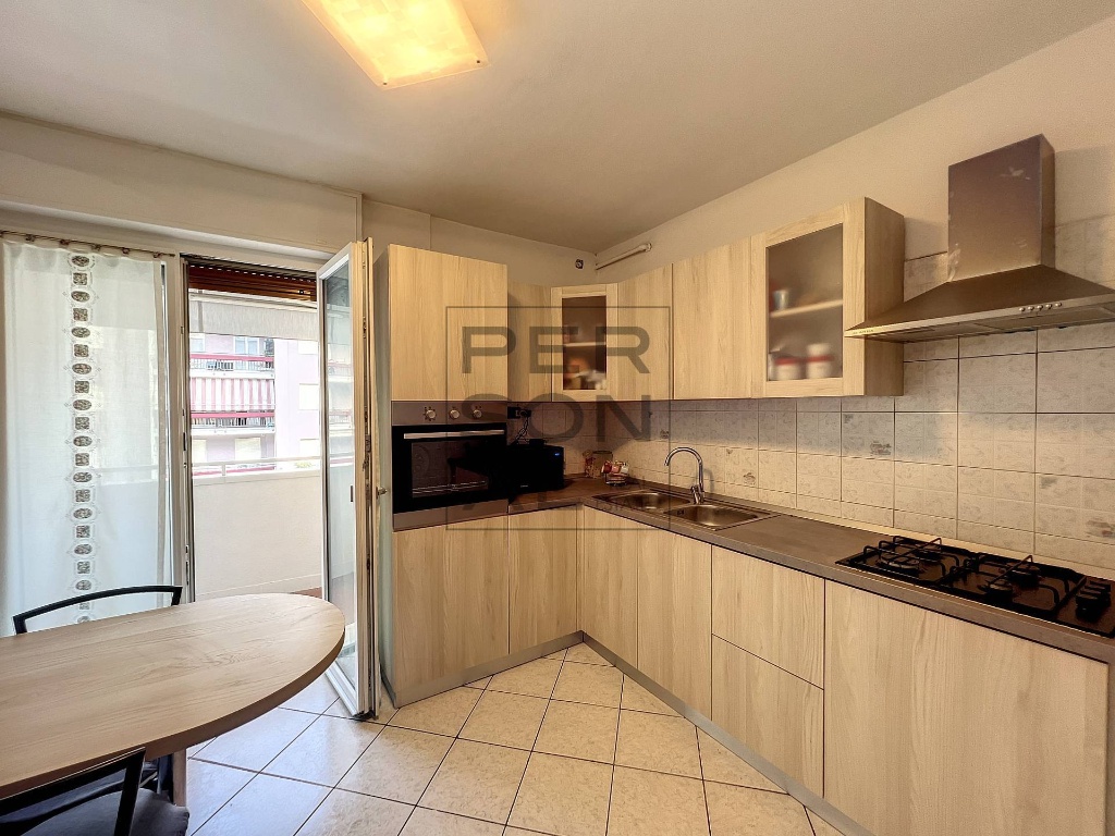 Appartamento in Melta, Trento, 5 locali, 1 bagno, con box, 110 m²