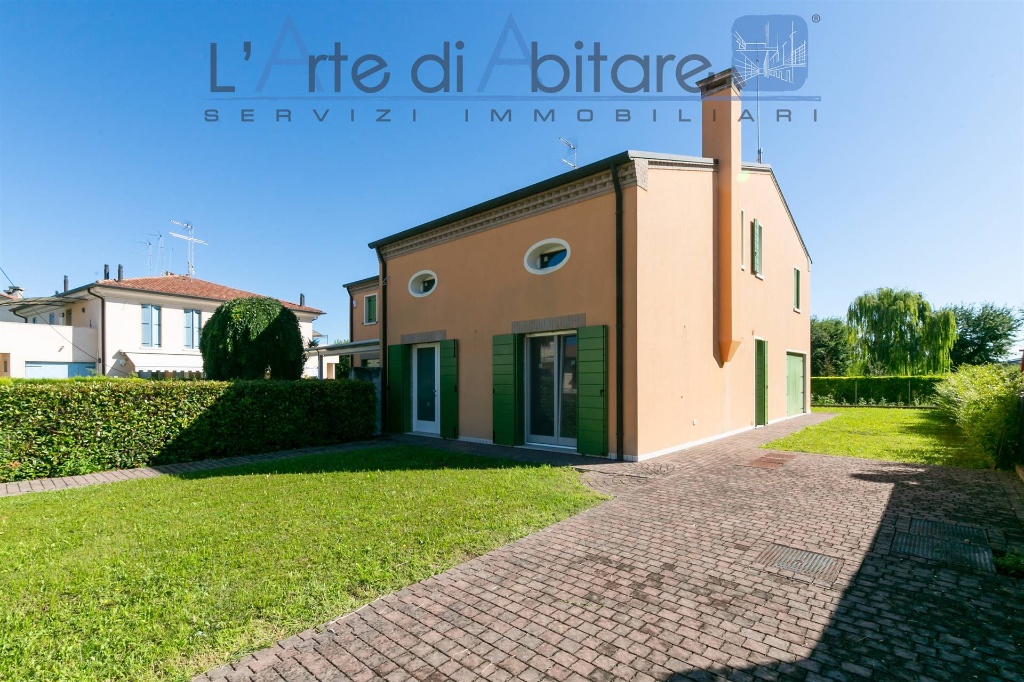 Appartamento bifamiliare a Zenson di Piave, 6 locali, 3 bagni, 143 m²