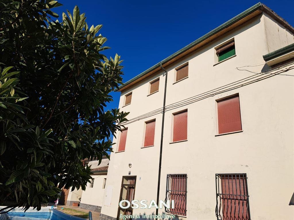 Casa semindipendente in VIA CABRONA, Faenza, 9 locali, 2 bagni, 295 m²