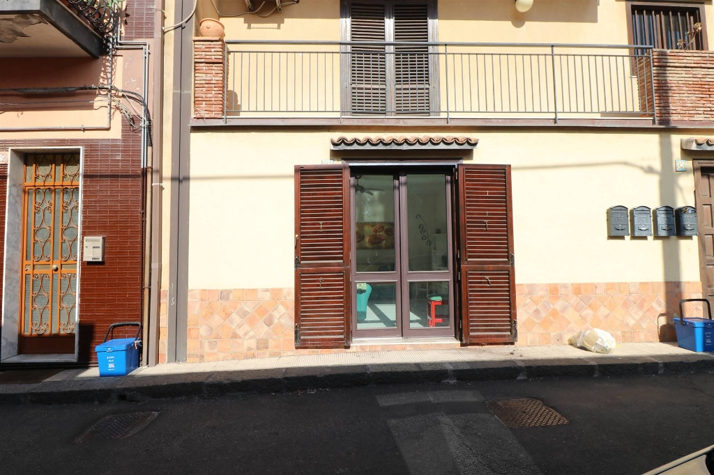 Bilocale in Via Muscarà 33, Aci Castello, 1 bagno, 76 m², terrazzo