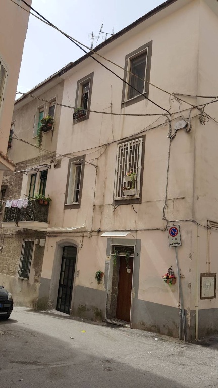 Bilocale in Via Giacinto Farina 4, Salerno, 1 bagno, 50 m², 1° piano